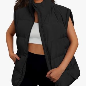 Black vest- medium NEW